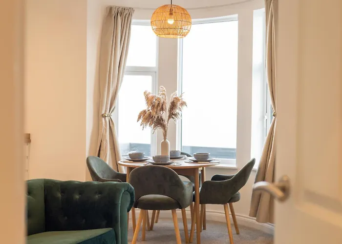 3, King's Court 스카버러