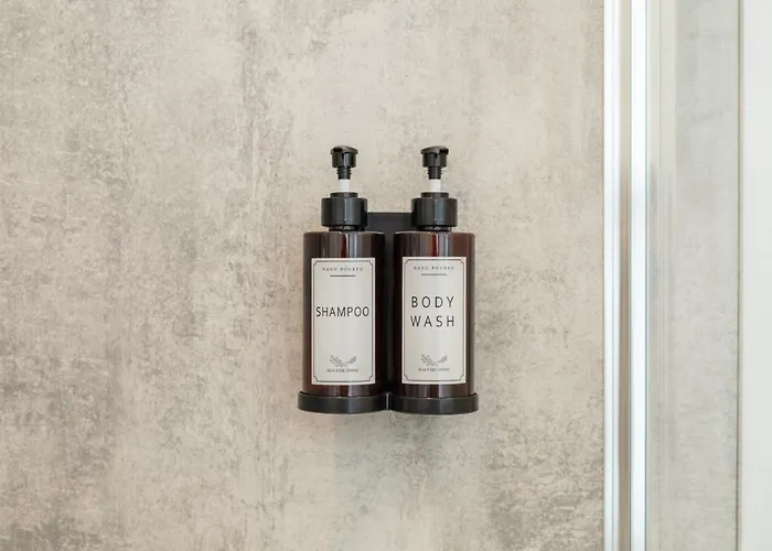 3, King's Court Apartament *